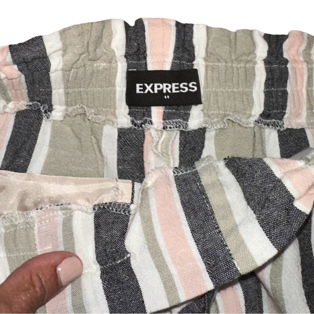 Express Shortie Super High Rise Shorts Size Small - Picture 8 of 11